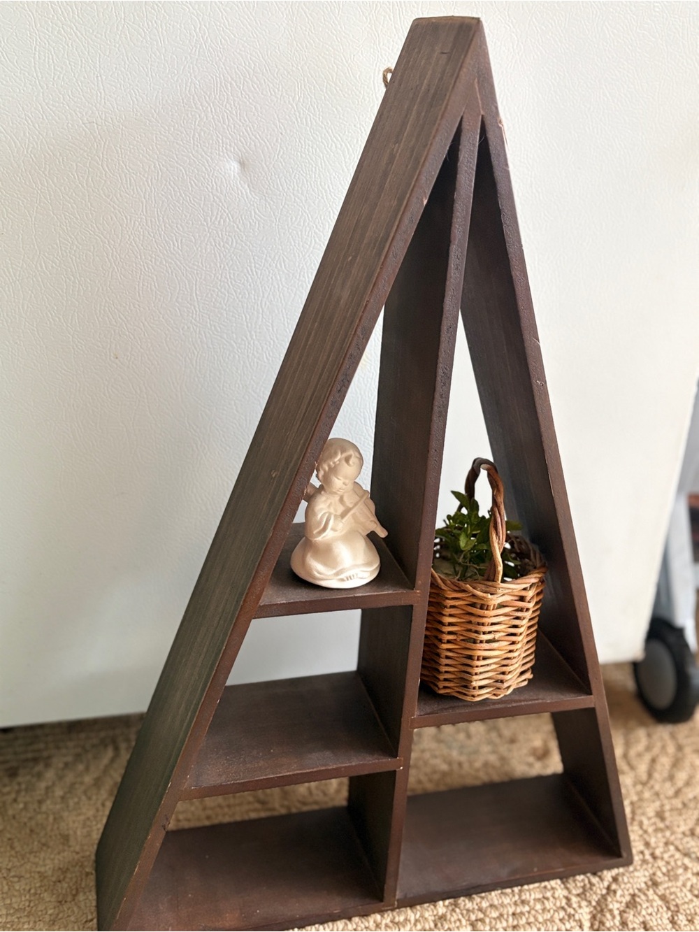 Triangle Display Shelf - Picture 2 of 12